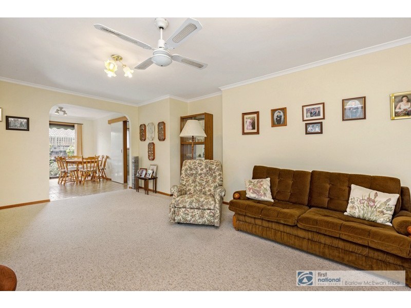 2/35 South Avenue, Altona Meadows VIC 3028