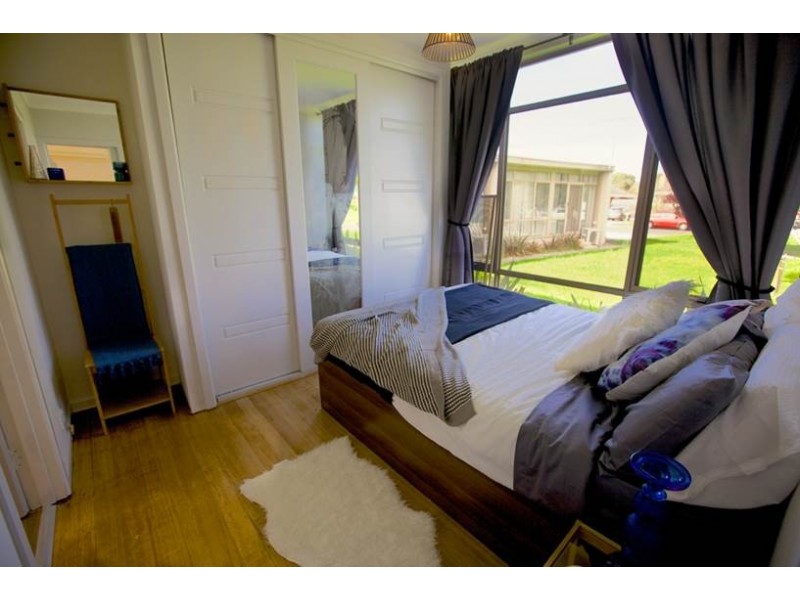 1/40 Chifley Ave, Altona VIC 3018