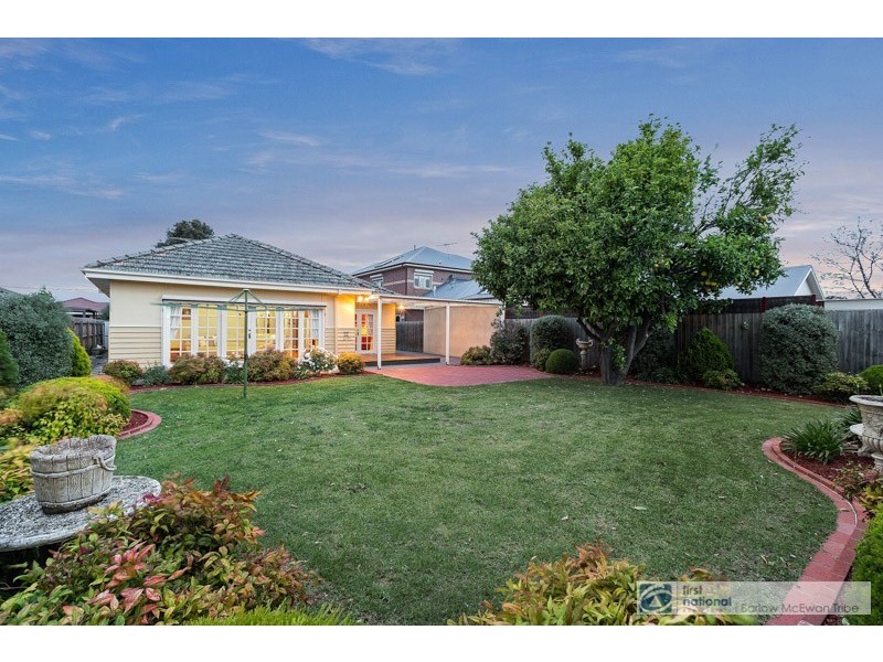 51 Davies Street, Altona VIC 3018