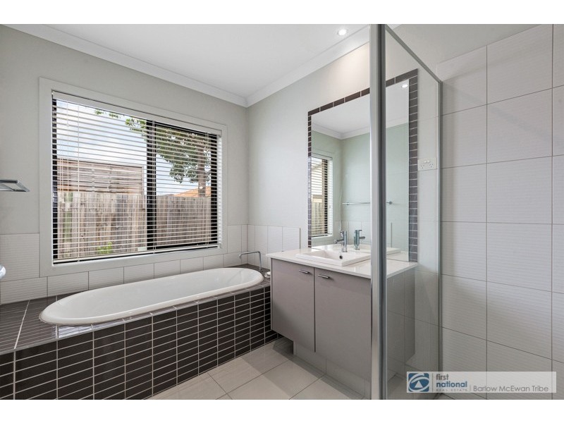 202 Civic Parade, Altona VIC 3018