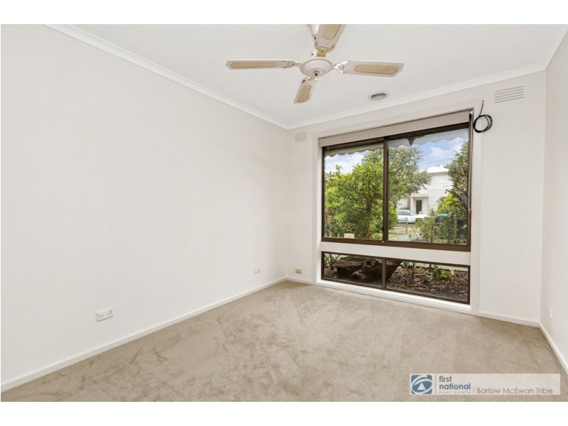 2/119 Railway Street North, Altona VIC 3018