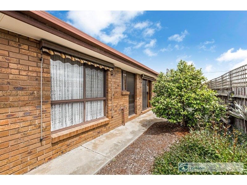 1/35 South Avenue, Altona Meadows VIC 3028