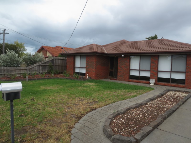 3 Kensington Cres, Altona Meadows VIC 3028