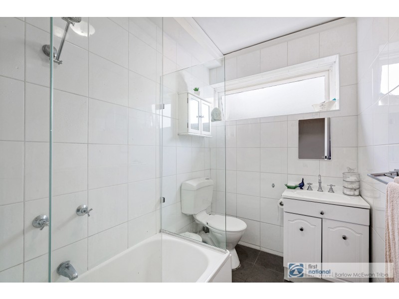 1/56 Rayner Street, Altona VIC 3018