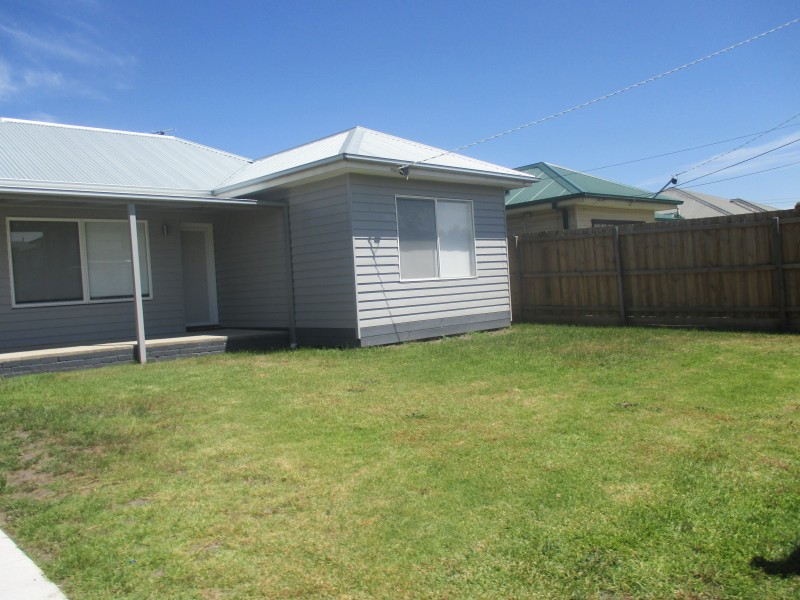 1 Acacia Avenue, Altona VIC 3018