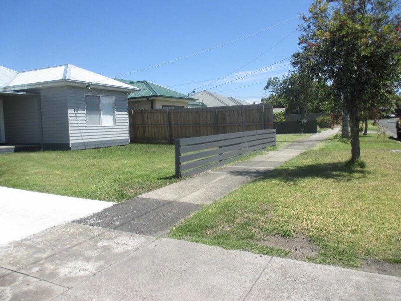 1 Acacia Avenue, Altona VIC 3018