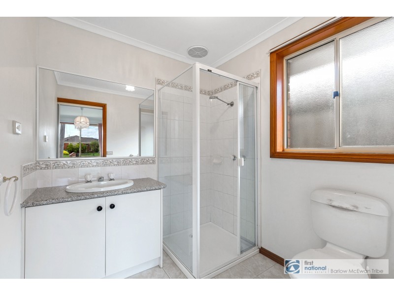 29 Whitehead Court, Altona Meadows VIC 3028