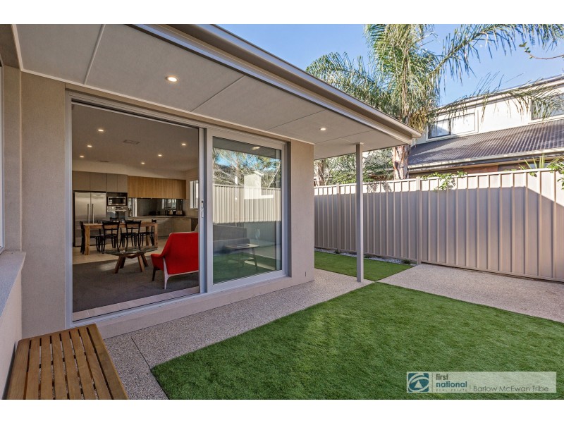 3/42 Linnet Street, Altona VIC 3018