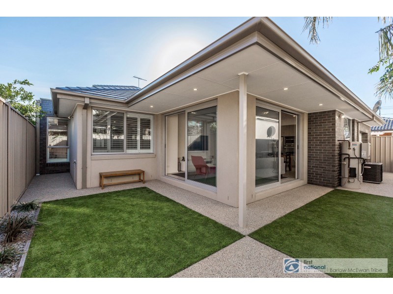 3/42 Linnet Street, Altona VIC 3018