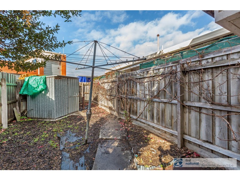 4/15 Stapley Crescent, Altona North VIC 3025