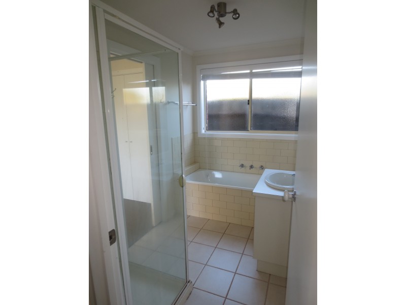 3/31 Curlew Avenue, Altona VIC 3018