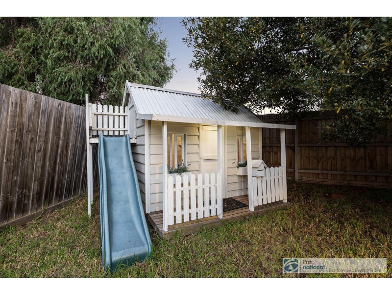 38 Bracken Grove, Altona VIC 3018