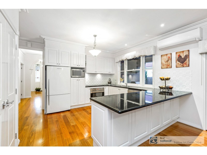 38 Bracken Grove, Altona VIC 3018