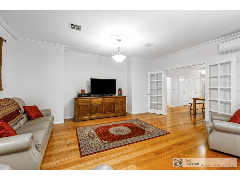 38 Bracken Grove, Altona VIC 3018