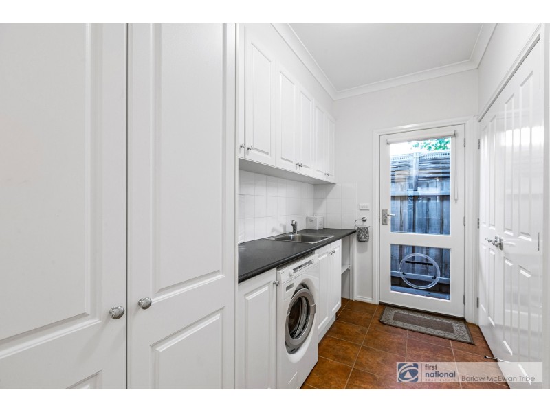 38 Bracken Grove, Altona VIC 3018