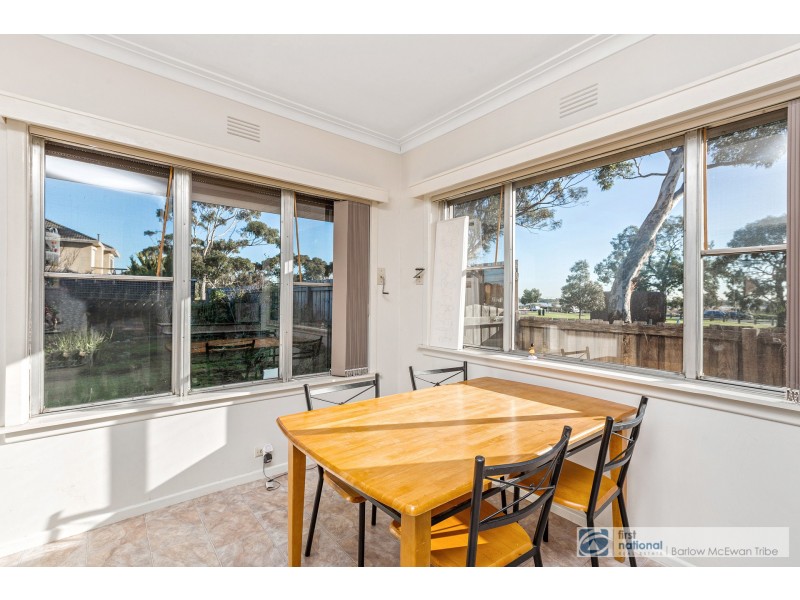 16 Cain Court, Altona VIC 3018