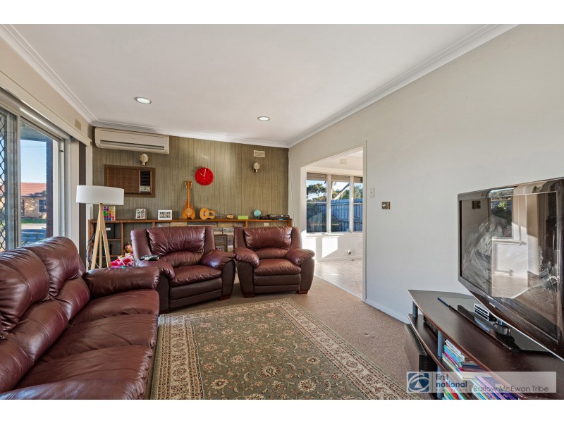 16 Cain Court, Altona VIC 3018