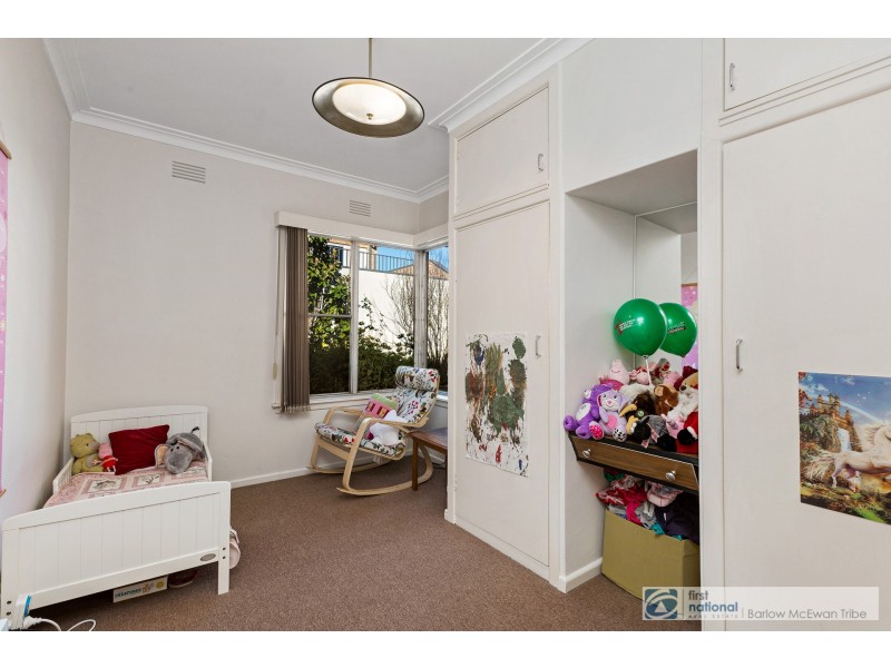 16 Cain Court, Altona VIC 3018