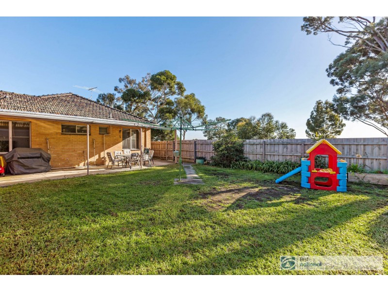 16 Cain Court, Altona VIC 3018