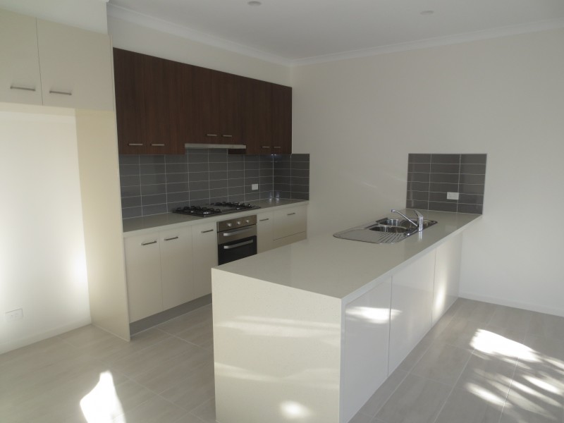 3/2A Romawi Street, Altona VIC 3018