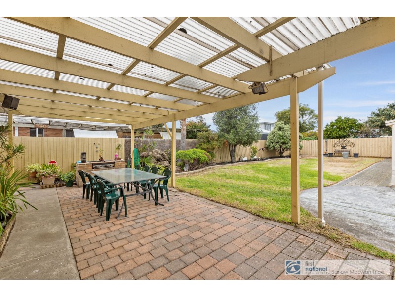 9 Robin Street, Altona VIC 3018