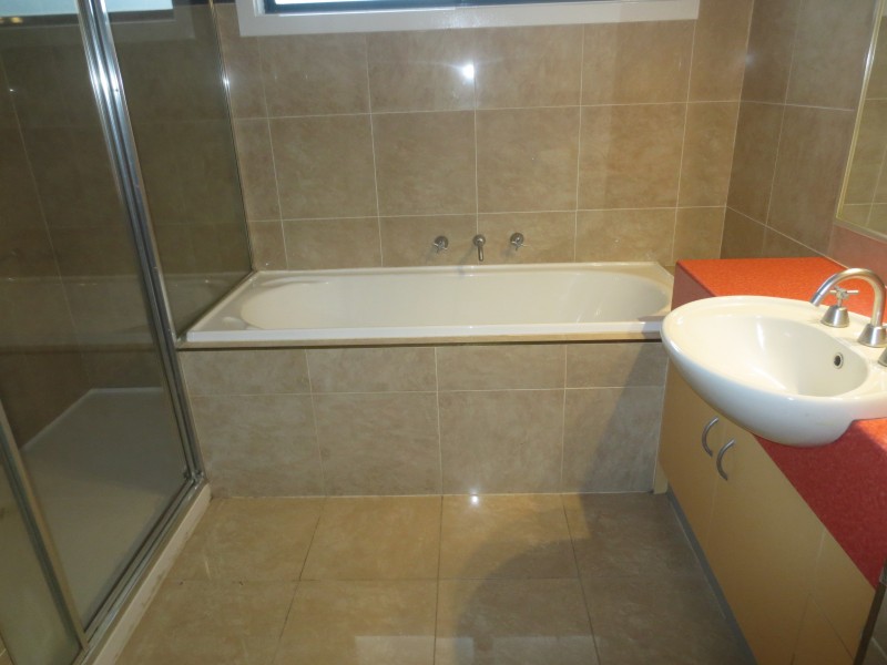 1a Wattle Grove, Seaholme VIC 3018