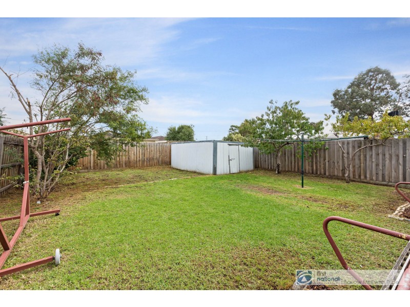 29 Whitehead Court, Altona Meadows VIC 3028