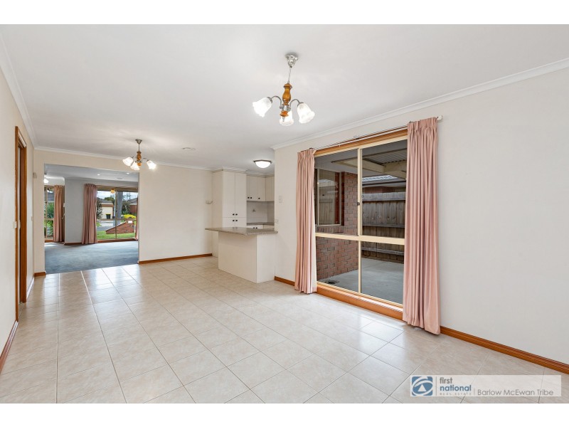 29 Whitehead Court, Altona Meadows VIC 3028