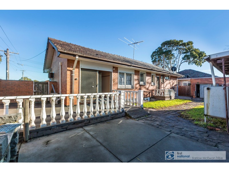 24 Seves Street, Altona VIC 3018