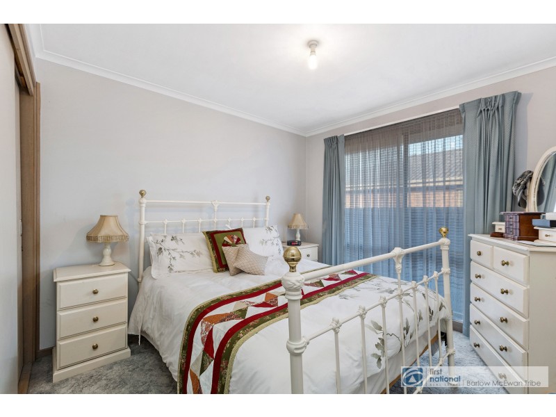 1/4 Weaver Court, Altona Meadows VIC 3028