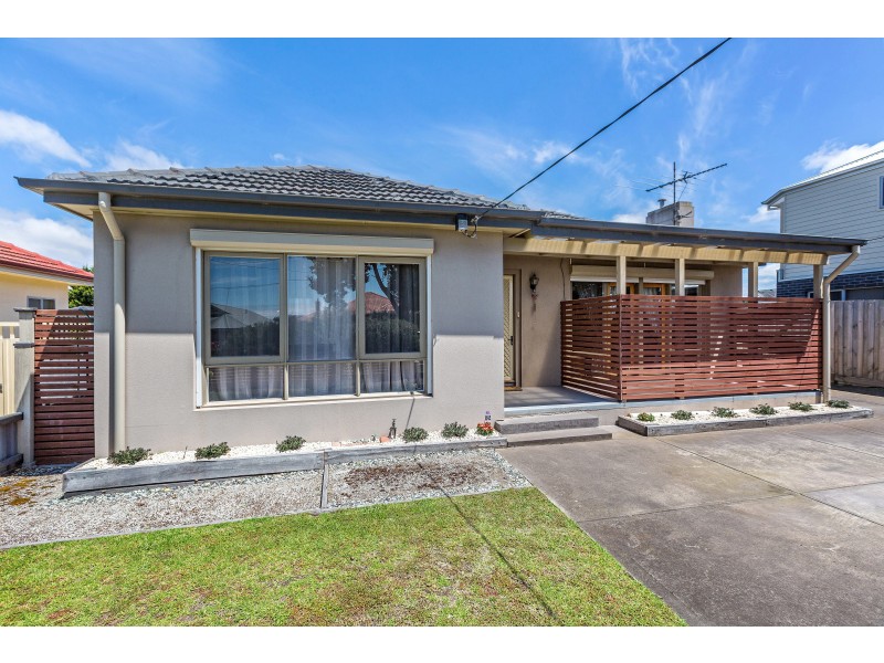 67 Grieve Parade, Altona VIC 3018