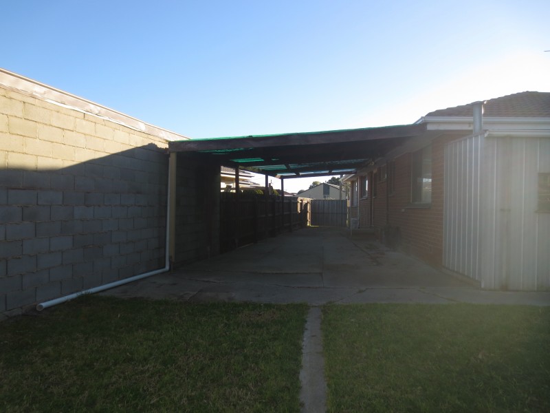 12 Ransom Avenue, Altona VIC 3018