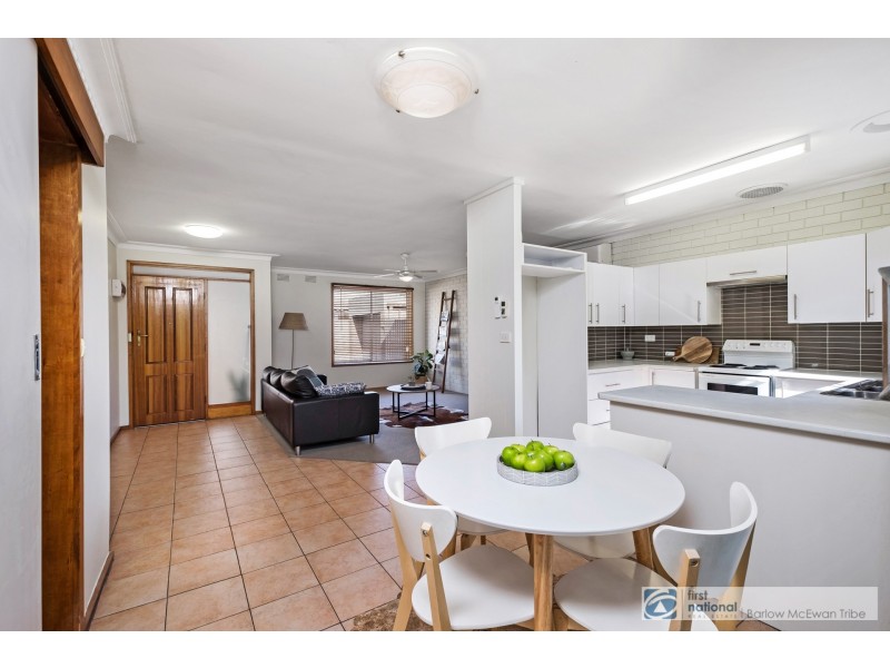 4/25 McBain Street, Altona VIC 3018