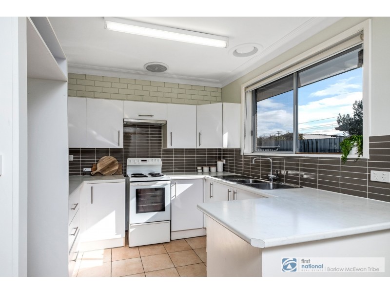 4/25 McBain Street, Altona VIC 3018