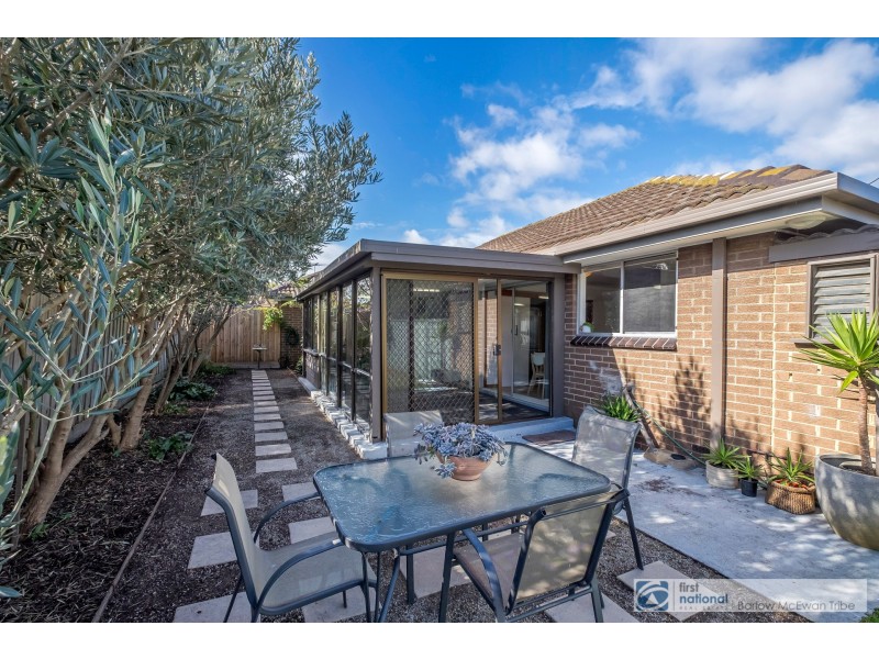 4/25 McBain Street, Altona VIC 3018