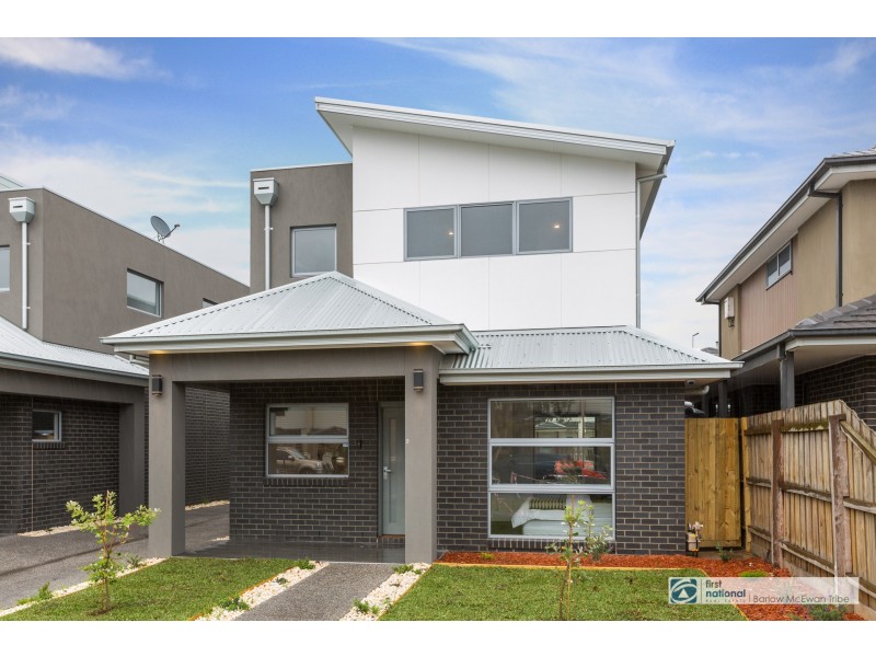 2/11 David Street, Altona VIC 3018