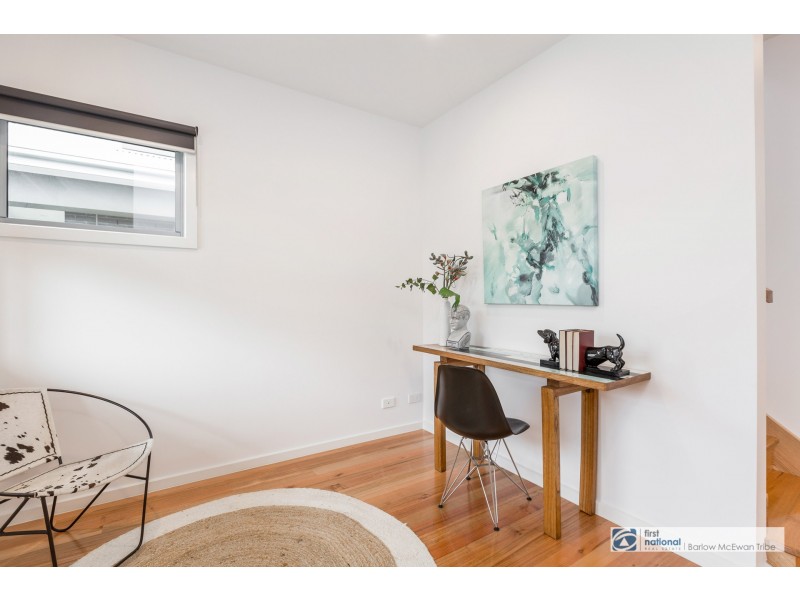 2/11 David Street, Altona VIC 3018