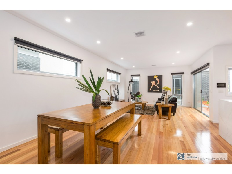 2/11 David Street, Altona VIC 3018