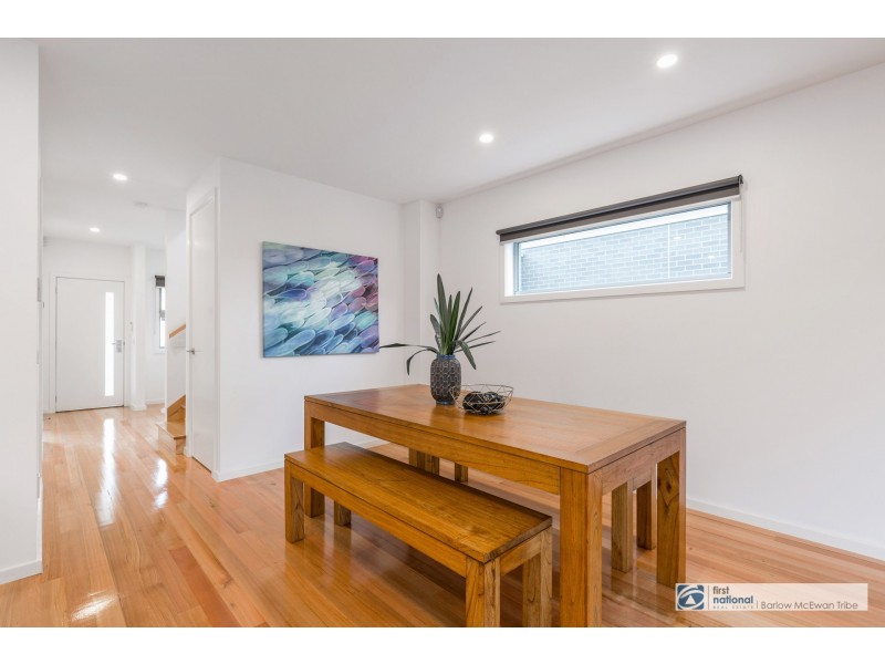 2/11 David Street, Altona VIC 3018
