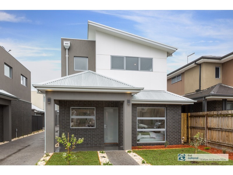 2/11 David Street, Altona VIC 3018