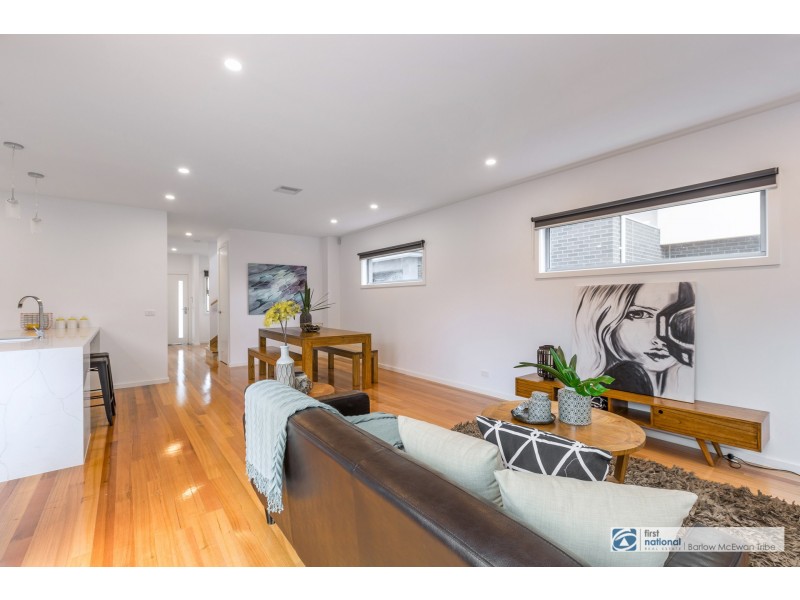 2/11 David Street, Altona VIC 3018