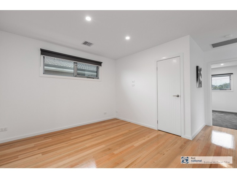 2/11 David Street, Altona VIC 3018