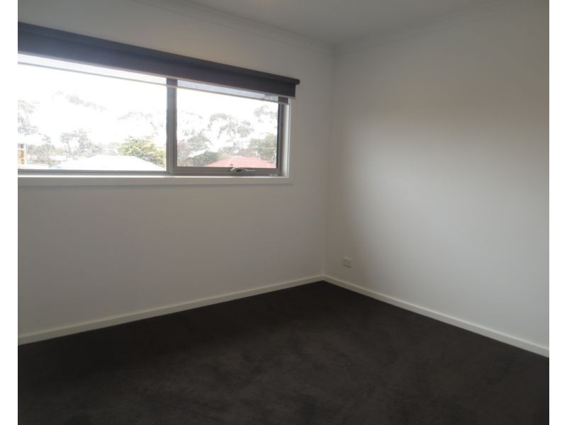 16A Charles Road, Altona VIC 3018