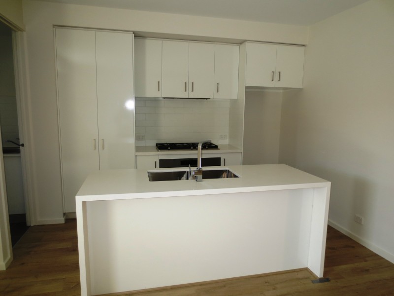 2/14 Hancock Street, Altona VIC 3018