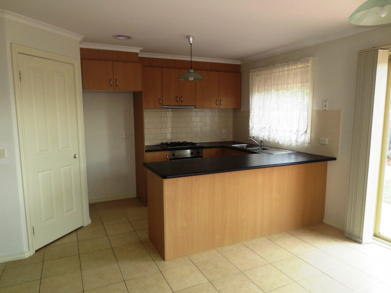 7 The Avenue, Point Cook VIC 3030