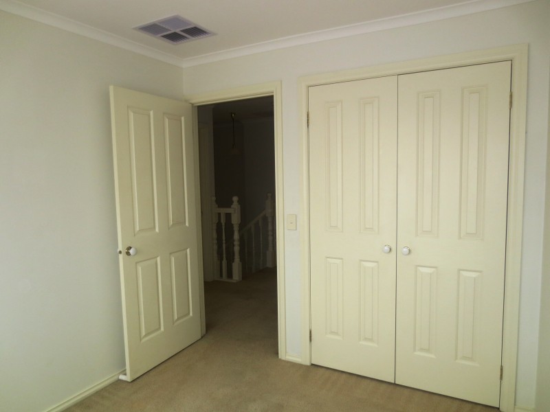7 The Avenue, Point Cook VIC 3030