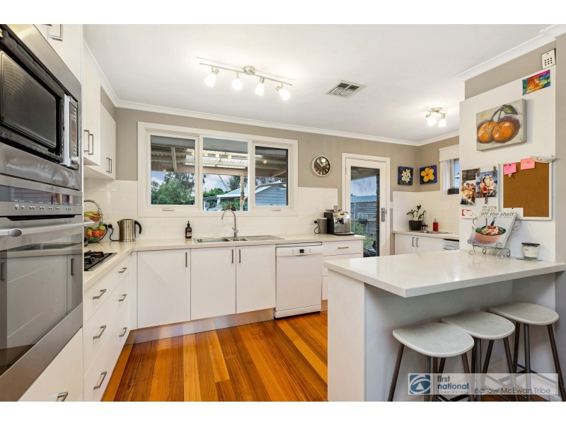 14 Kearney Ave, Altona VIC 3018