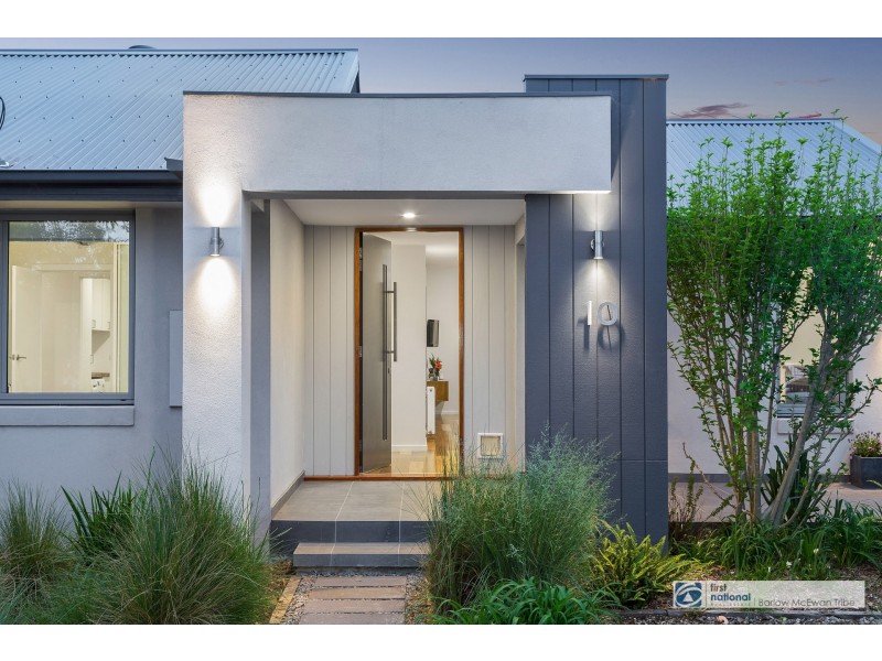 10 Frazer Avenue, Altona VIC 3018