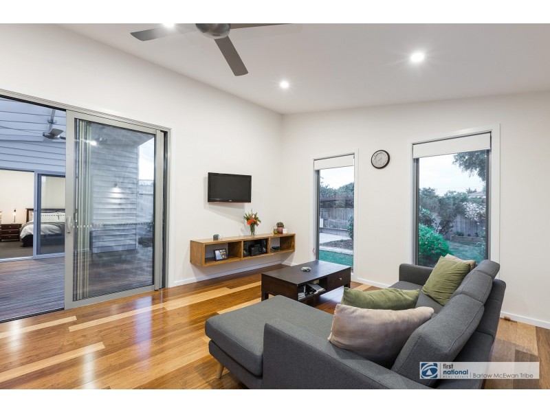 10 Frazer Avenue, Altona VIC 3018