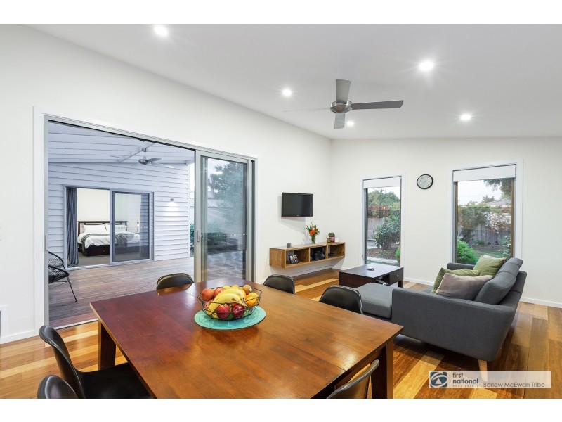 10 Frazer Avenue, Altona VIC 3018